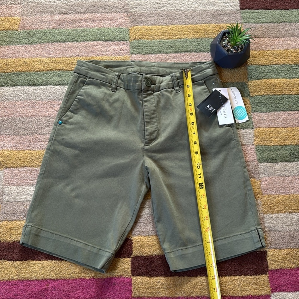 NWT KUT from the kloth thora slash pocket Bermuda short green size 6 - Picture 3 of 15